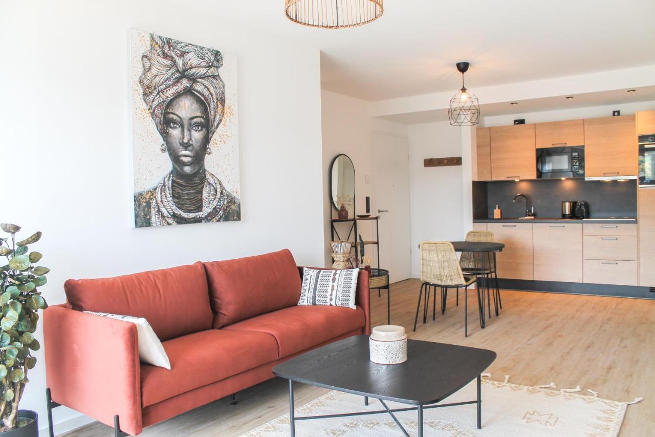 African-Style Apartment - Stadtnah, Parkplatz, E-Ladestation Fuer Auto & Fahrraeder, Gitterbox Fuer Fahrraeder, Fitnessstudio Koblenz  Exterior photo